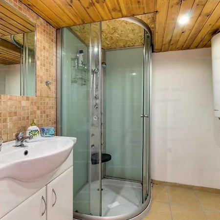 Location In Apartment *